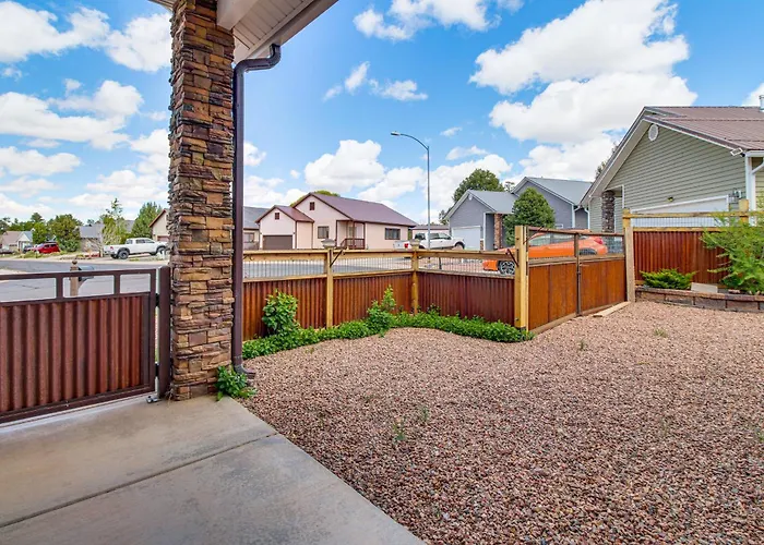 Private Patio + Gazebo: Show Hideaway! *
